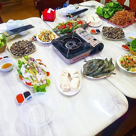 Nha Nghi Viet Khanh ฮาลอง ภายนอก รูปภาพ